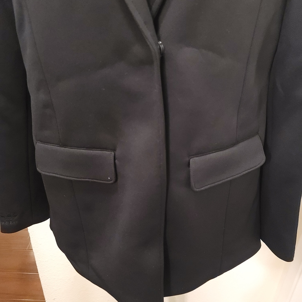 Ivy Park/Adidas Black Pack Suit Jacket - Picture 15 of 16
